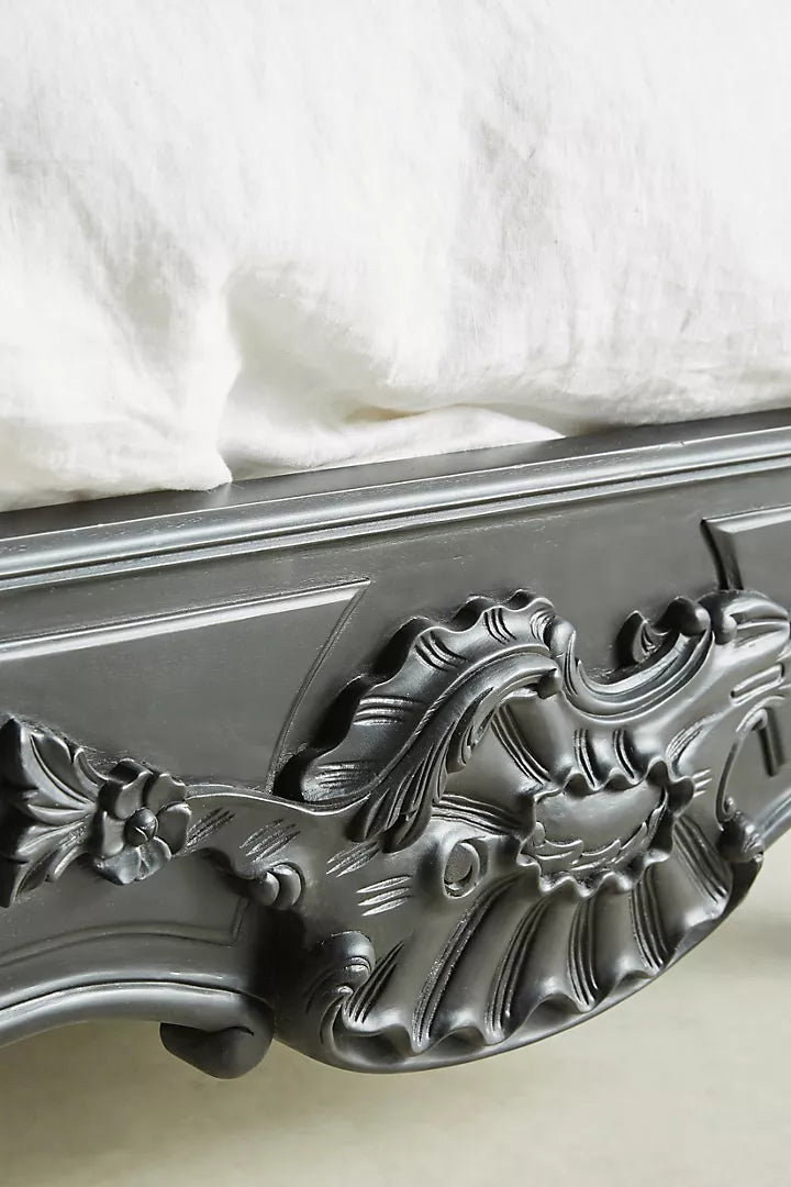 Colonial Solid Wood Carved Bed in Black Finish