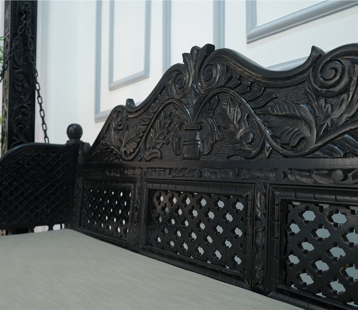 Modern Mango Solid Wood Black Finish 2 Seater Swing Chair