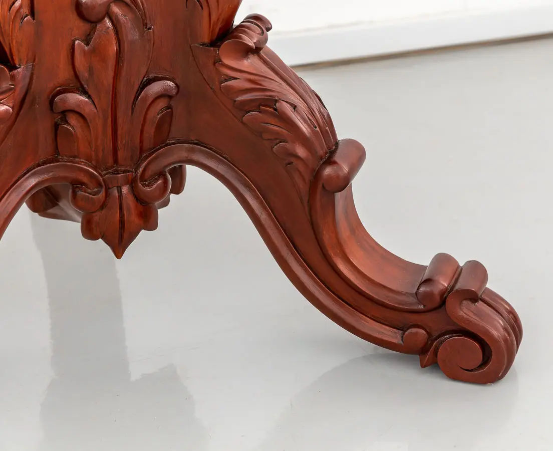 Traditional & Luxurious Teakwood Side Table