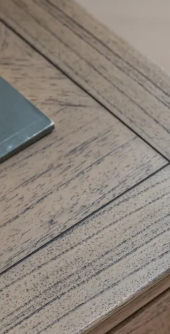 Modern Mango Wood Hand craved Bed Side Table