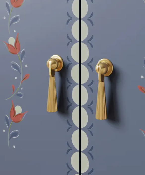 Modern Mango Wood Bed Side Table Hand Craved