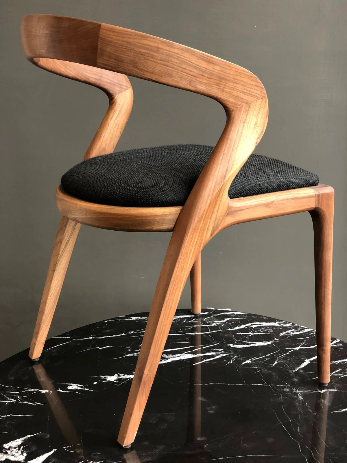 Modern Solid Wood Curved Dining Chair