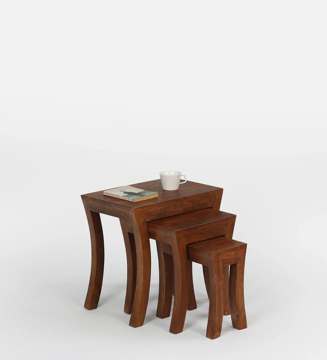 Classic Solid Wood Set of 3 Side Table In Natural Finish